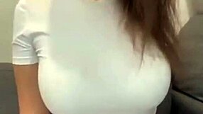 Stepmom flashes bra in short skirt