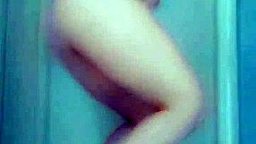 milla safadinha dances her big ass for fans handjob pov fun