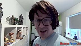 that big chested babe hangs out with the nerd guy casually