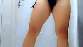 milla safadinha dances her big ass for fans handjob pov fun