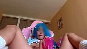 Cosplay Latina Rides Huge Dildo After Expo Fat Ass Tits Barefoot!!