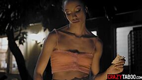 alexis tae laps ana foxxx's ebony milf pussy