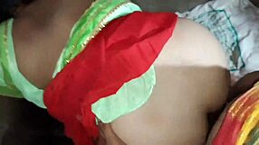 sasur sneaks into bathroom for quick bahu fun and steamy session