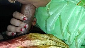 sasur sneaks into bathroom for quick bahu fun and steamy session