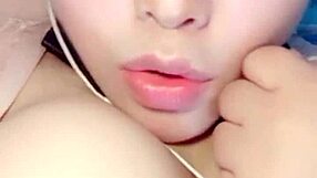 Chinese webcam girl, wanna see her squirt for you?!