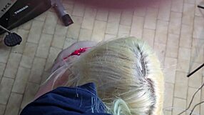 Gym Neighbor's Tight Pussy Dripping on Machine!