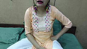 I seduced my young indian stepmom for intense homemade session