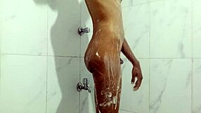 Step Sister Craves Boyfriend's Fuck In Bath