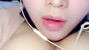 Chinese webcam girl, wanna see her squirt for you?!