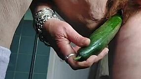i love how oma fucks her hairy pussy with that cucumber