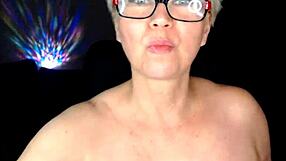 Stepmom becomes webcam slut for fun