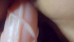 faccio giocare marco con plug e dildo per godere