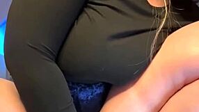 squirting teen fingers pussy on webcam