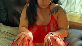 sexy asian masturbates with dildo shaking ass