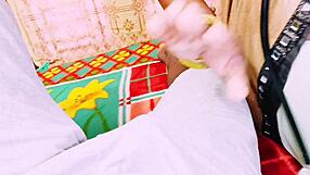 two lesbians babes into pussy licking