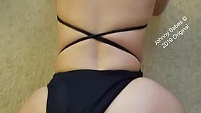 Fit Lebanese Babe Shows Big Booty