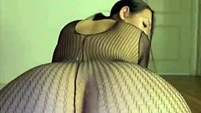 Asian cumslut rides it from the front and back huge creampie