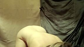 esclave f does self bondage and magicwand orgasm today