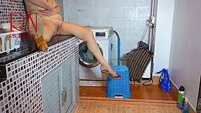 housewife fucked in washing machine with pussy licking