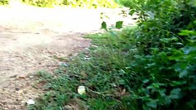 Una Pyaari Sauteli Maa Aur Sautle Bete Ne Jungle Mein Khule Mein Sex Karte Hue Khud Par Kabu Nahin Rakha