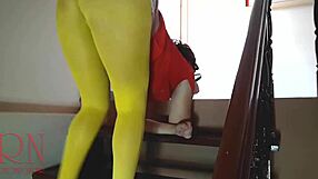 velma looking for traces of a crime scooby doo scooby doo where are you