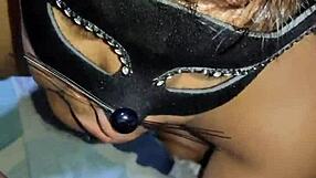 Hijastro me encontró con lencería y me dio una buena mamada