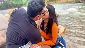 jovencita has sex in the river in cucuta