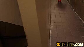 Anal Babe Anna Claire Clouds Gets All Holes Pumped