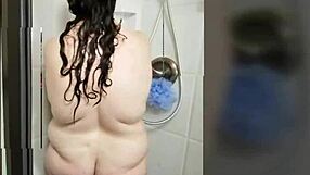Nichole knockers shows her ass