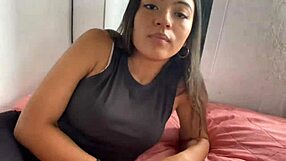 Chica tímida latina seducida y follada duro en masaje