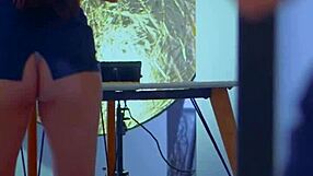 i fuck the corner of a table and it felt so funckig hot in my pussy