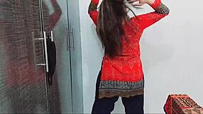 Pakistani Girl Does Nude Dance