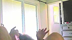 Amateur milf plays with glass toy