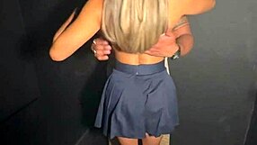 arrebentei a casadinha gostosa na casa de swing peguei a safada no bar fodi gostoso na cabine e o corno filmou tudo