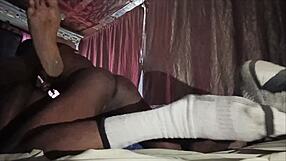 black femme africaine de grande tailles qui aime etre baises par des petits