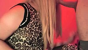 Emma trav suce et baise