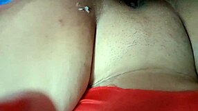 Indian hot model fucked by producer assistant in bedroom